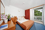 Bluesun Hotel Berulia - Brela Kroatien (Dalmatien) Zimmer: